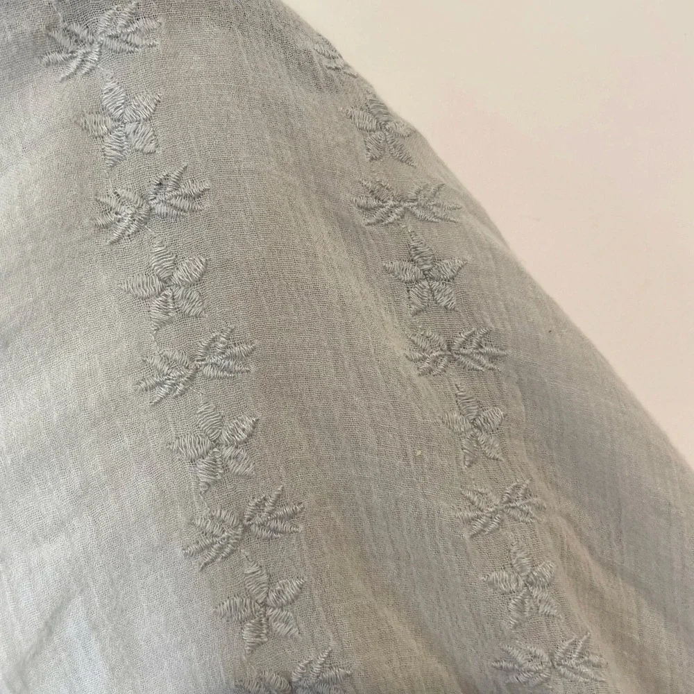 Zara Trafaluc Women Scoop Neck Blouse Gray S Embroidered Fringe Trim Lightweight